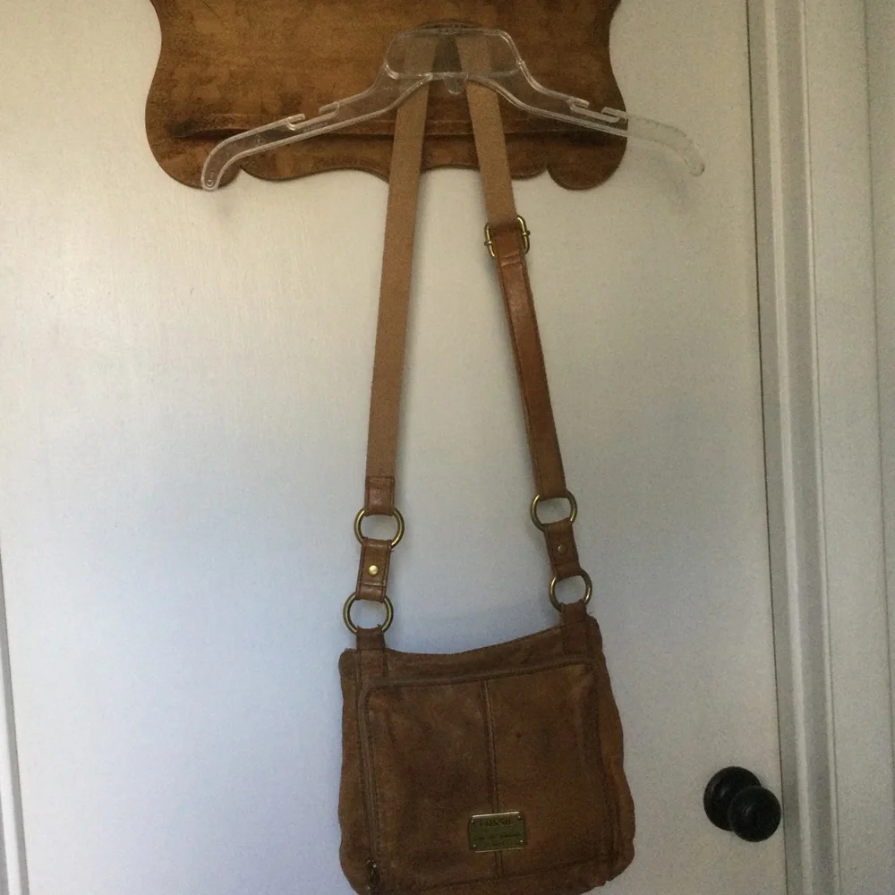 Fossil Distressed Leather Crossbody Purse - Picture 5 of 7